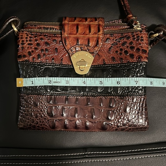 BRAHMIN Brown and Black Textured Cross post Bag with Gold Twist Lock Clasp - Picture 7 of 9